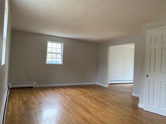 Building Photo - 33 Atherton Rd