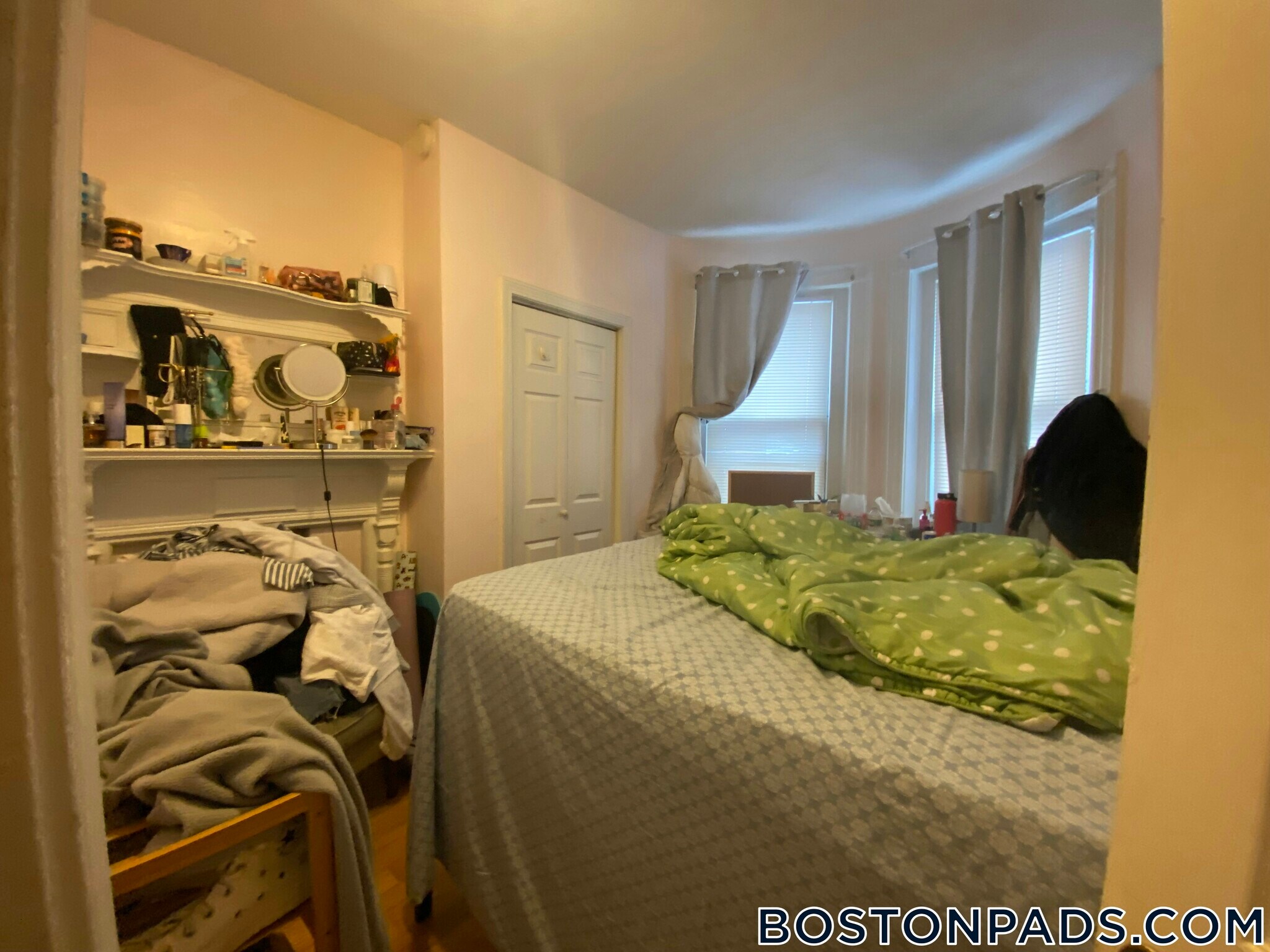 Building Photo - 3 Warwick St