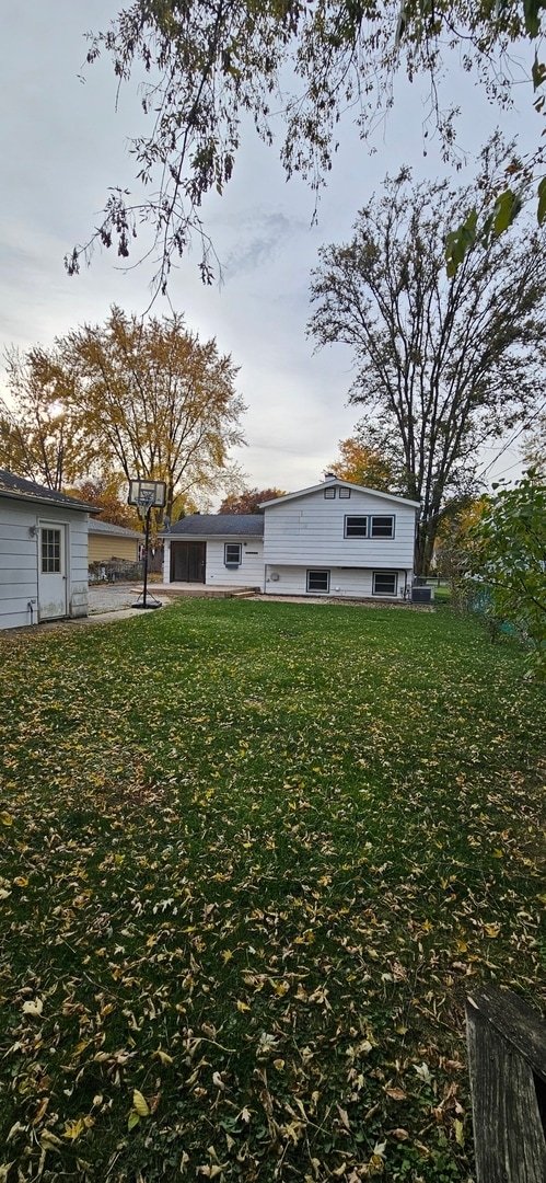 Building Photo - 1702 Knoll Ave