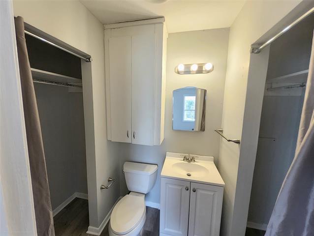Building Photo - 5225 Sabelle Ln