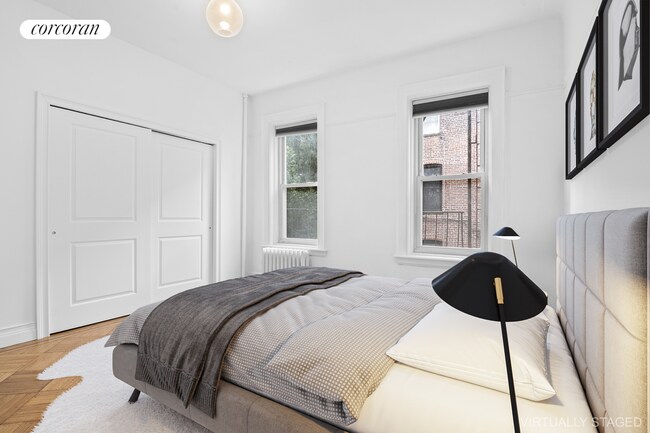 Building Photo - 574 5th St