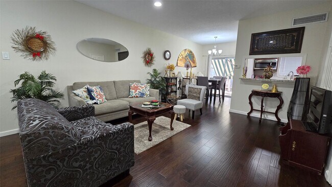 Building Photo - 1805 Stoney Brook Dr