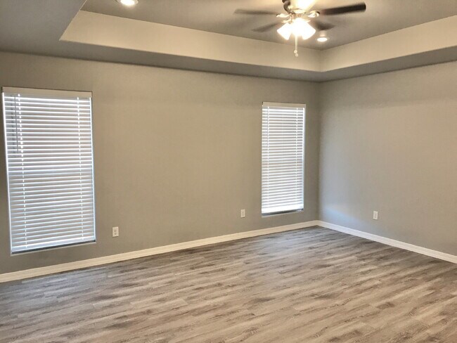 Building Photo - Wonderful 3 Bed 2 Bath in Willow Bend!