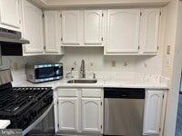 Building Photo - 106 Lassen Ct