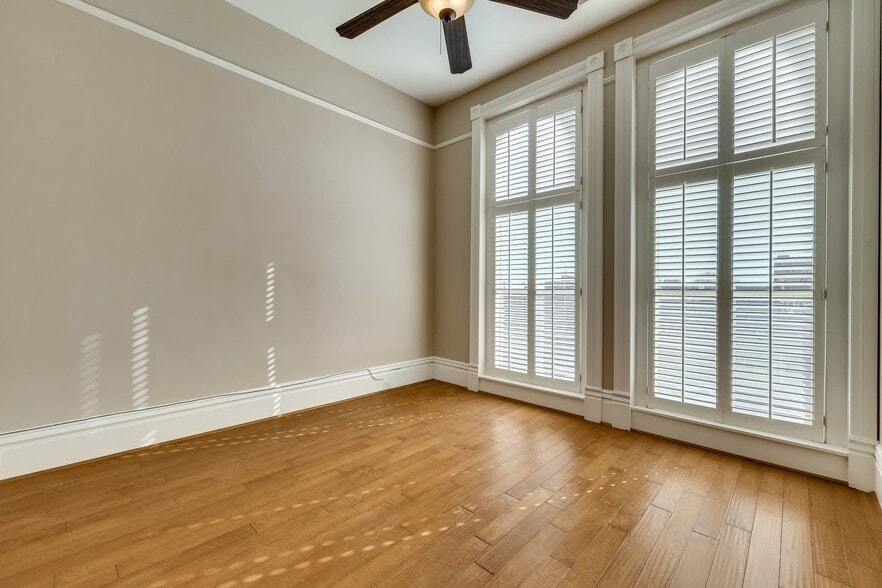 Building Photo - 929 Broad St