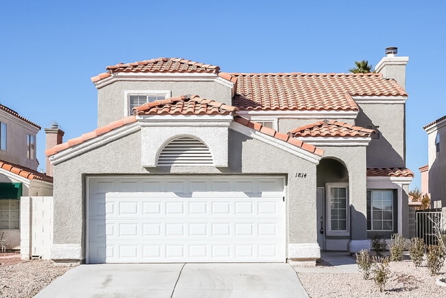 Building Photo - 1814 La Villa Dr