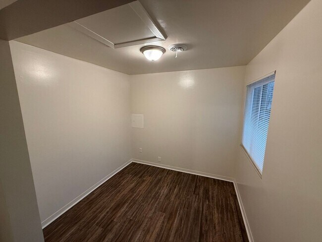 Building Photo - 2023 Belle Terra Rd