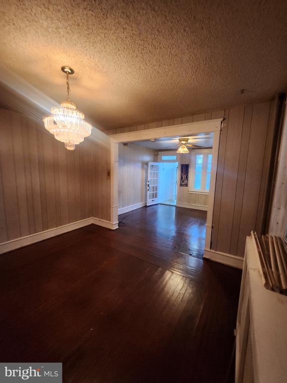 Building Photo - 69 S 7th St