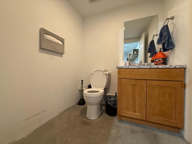 Building Photo - 24211 E Wellesley Ave