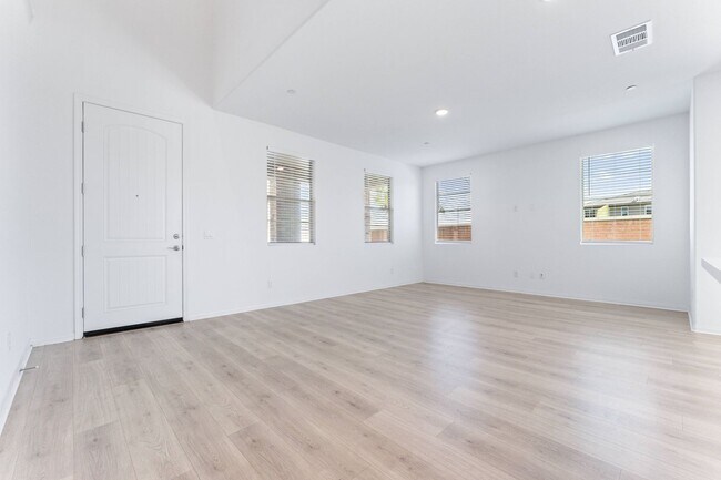 Building Photo - 16616 Strategy Pl