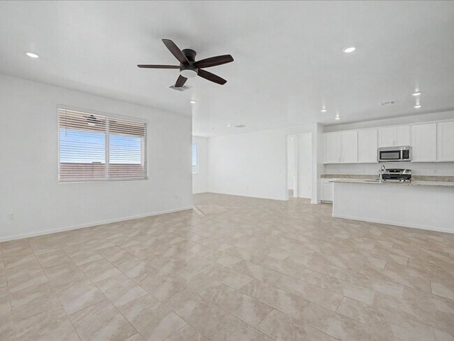 Building Photo - 17606 S Ridgerunner Dr