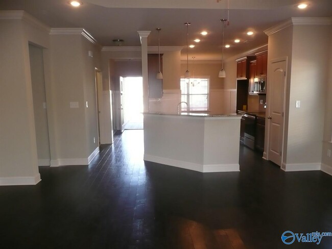 Building Photo - 137 Pembridge Ln