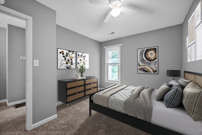 Building Photo - 2660 White Oak Ln