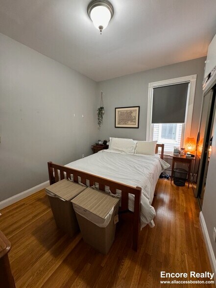 Building Photo - 18 Portsmouth St