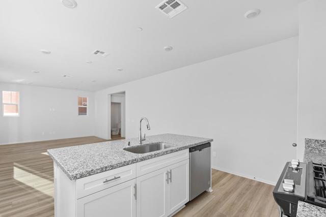 Building Photo - 28115 Ashtree St