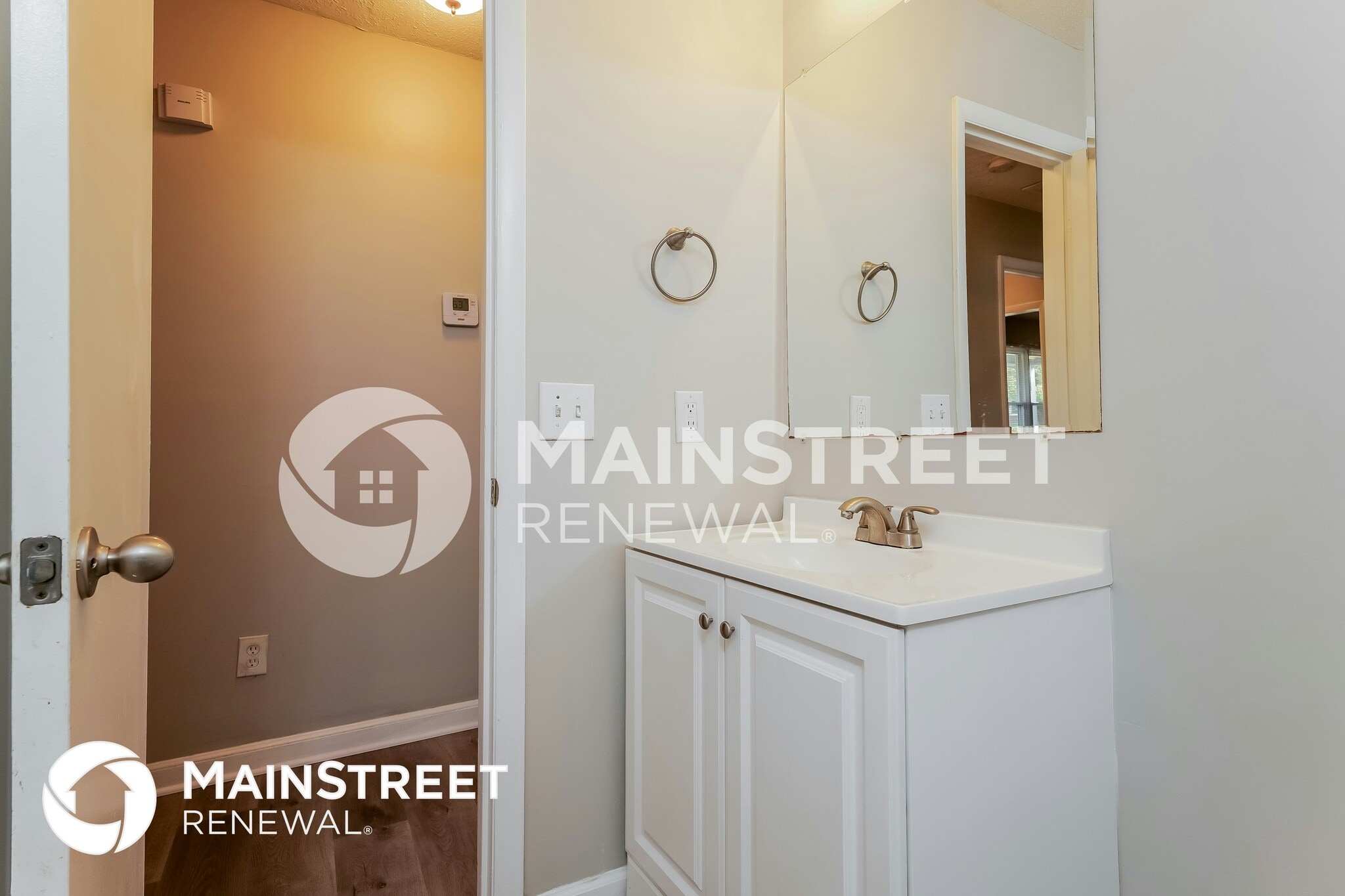 Building Photo - 2349 Swindon Ln