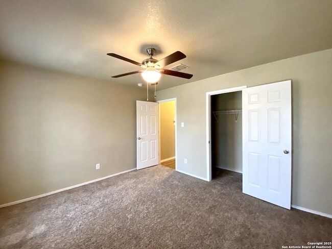 Building Photo - 12647 Point Summit