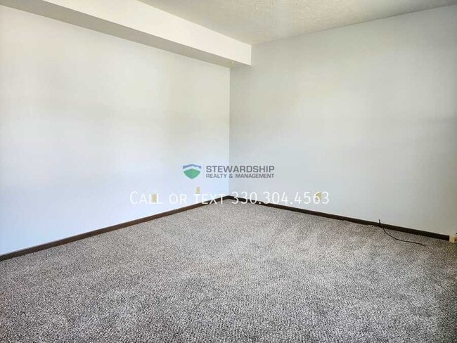 Building Photo - 1114 Derbydale Rd