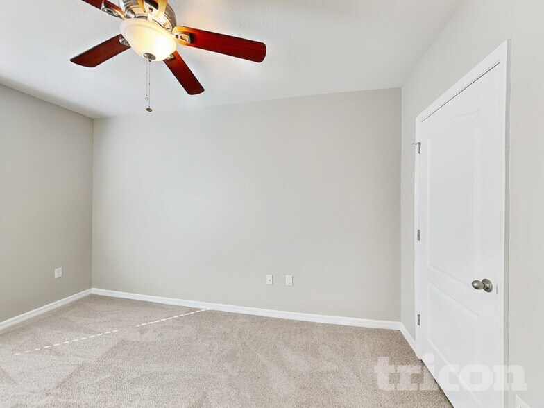 Building Photo - 509 Hartford Hts St