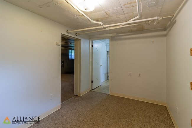 Building Photo - Fifteenth St. 344 N.