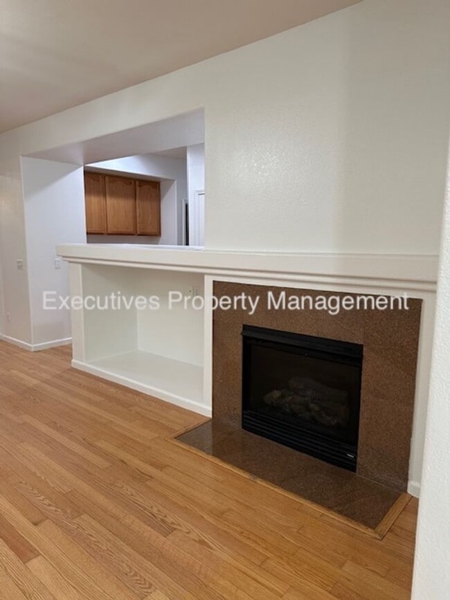 Building Photo - 1263 Orion Ct