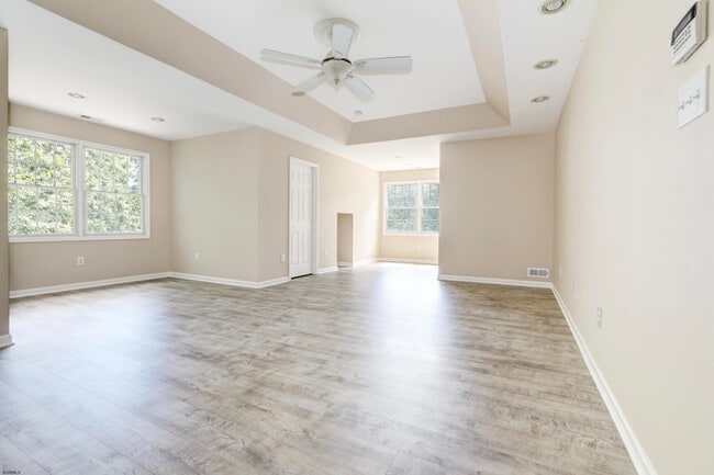 Building Photo - 113 Lighthouse Ln