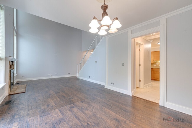 Building Photo - 115 Meadowbrook Ln