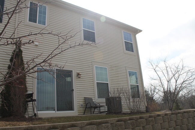 Building Photo - 460 S Jade Ln