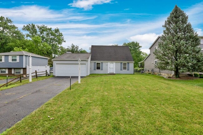 Building Photo - 1488 Red Leaf Ln