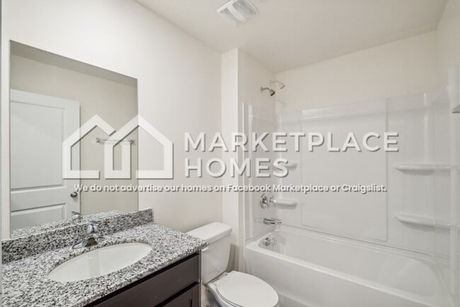 Building Photo - 4146 Hines Ln NE