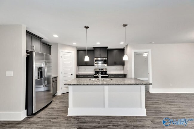 Building Photo - 381 McCollum Rd