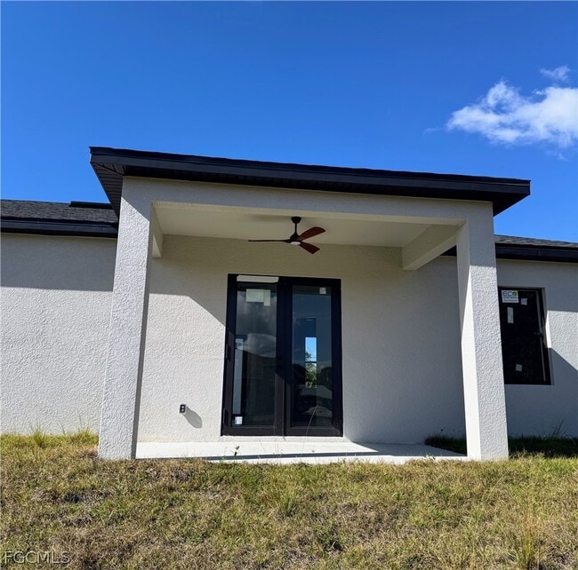 Building Photo - 735 Worth Ave S