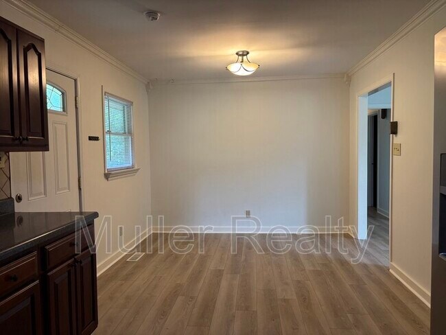 Building Photo - 7320 Westridge Dr