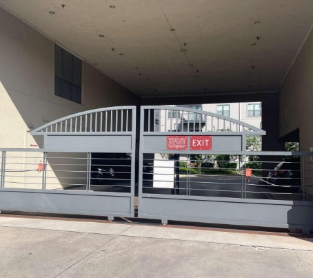 Building Photo - 4605 Cedar Springs Rd