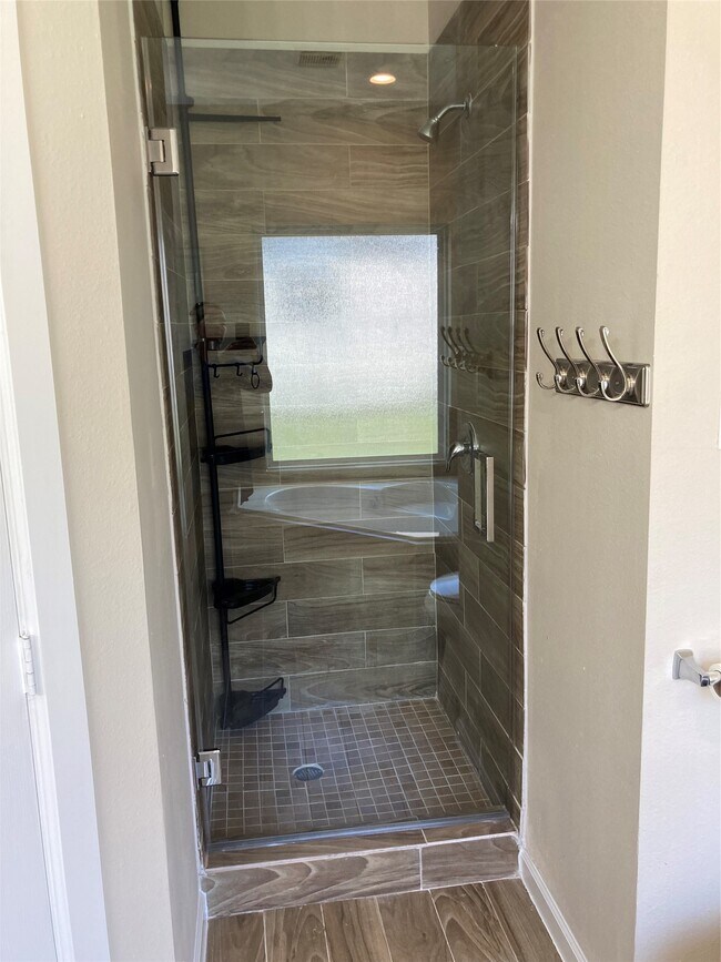 Building Photo - 1018 Homer St