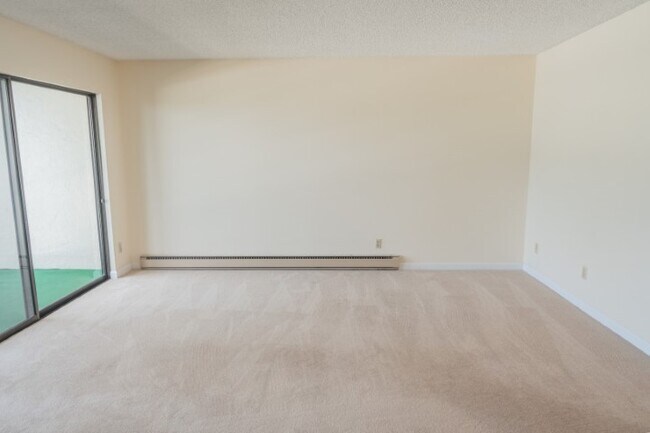 Building Photo - 2929 76th Ave SE