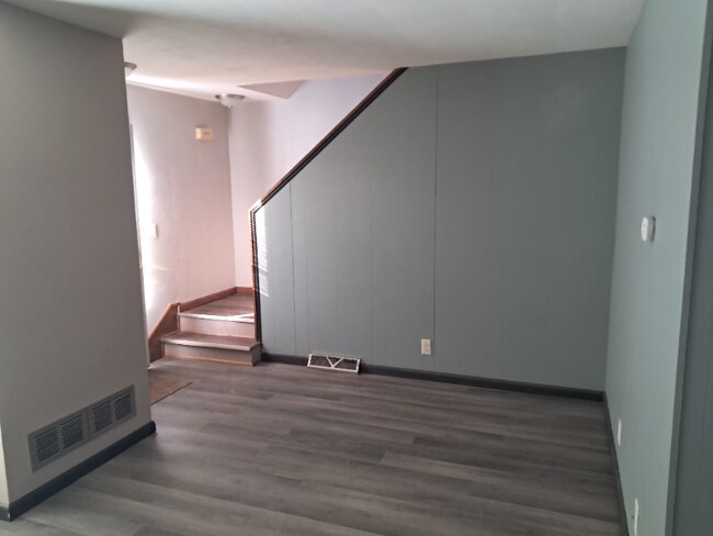 Building Photo - 2025 Texas Ave