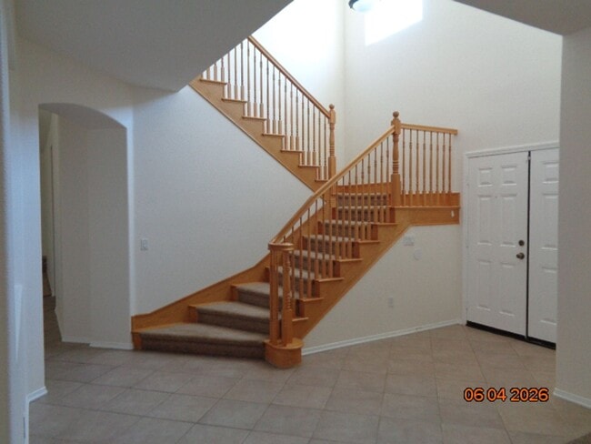 Building Photo - Gorgeous 2 Story built in 2003 with 2743 sq. ft.