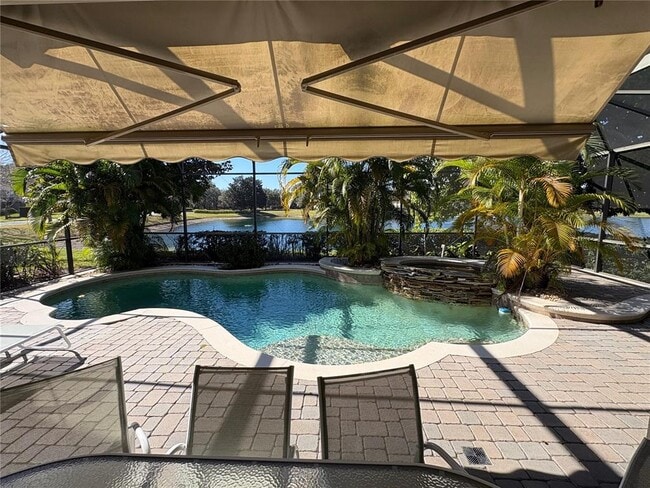 Building Photo - 9718 Pineola Dr