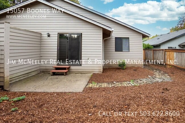 Building Photo - 15057 Boones Way