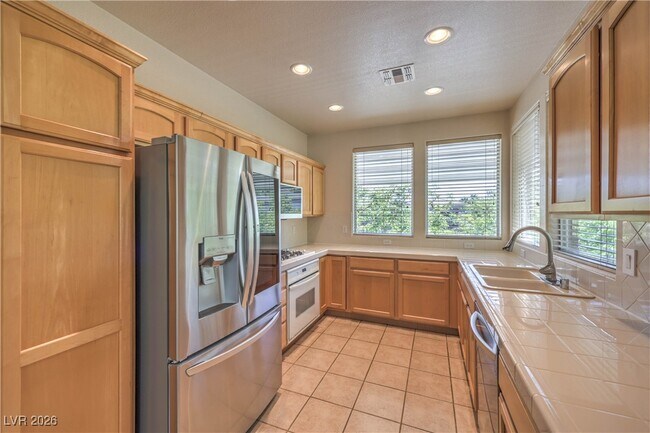 Building Photo - 801 Dana Hills Ct