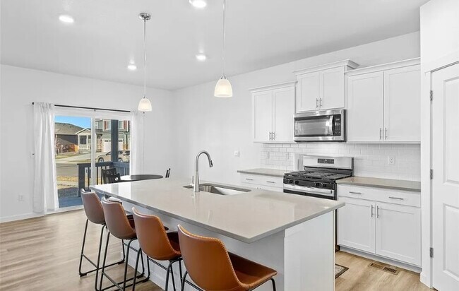 Building Photo - Berthoud Home