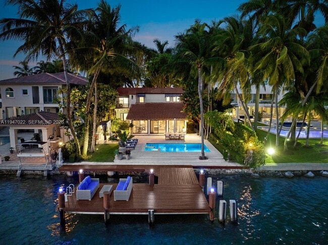 Building Photo - 56 S Hibiscus Dr