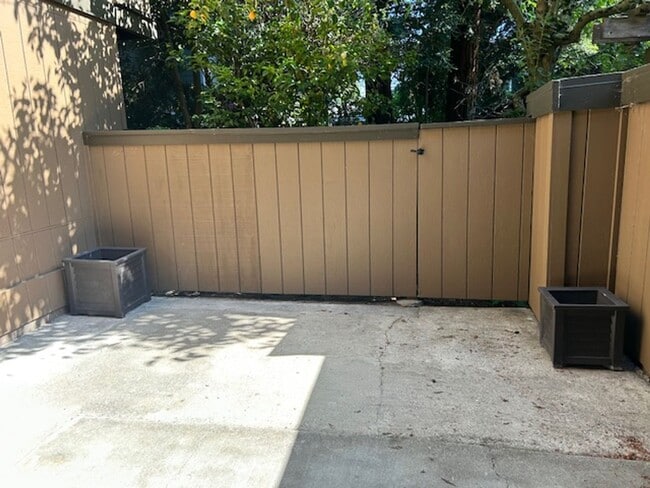 Building Photo - Charming 2 Bedroom, 1 Bath Condo in Cotati...