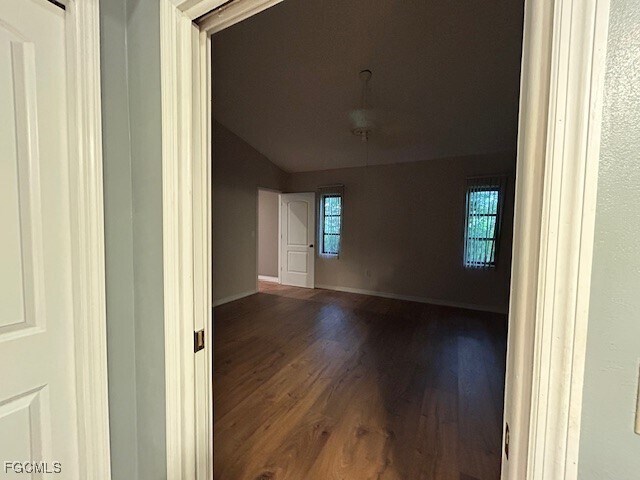 Building Photo - 6786 Autumn Ct