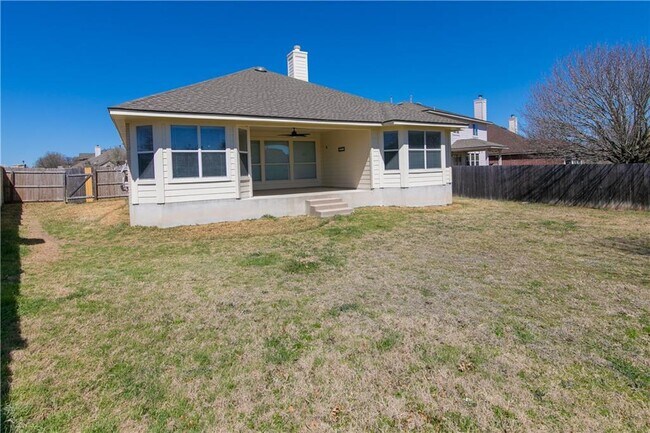 Building Photo - 20201 Mustang Island Cir