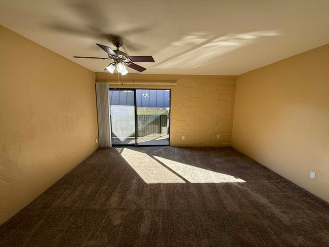 Building Photo - 931 N Euclid Ave