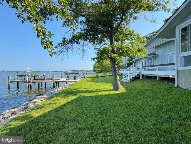Building Photo - 11470 Mohawk Ct