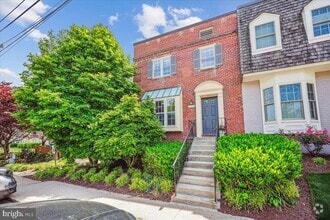Building Photo - 6705 Hillandale Rd