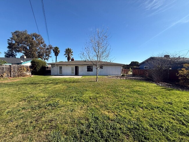 Building Photo - Orcutt Single Story Home on Cul-de-Sac with a Large Yard